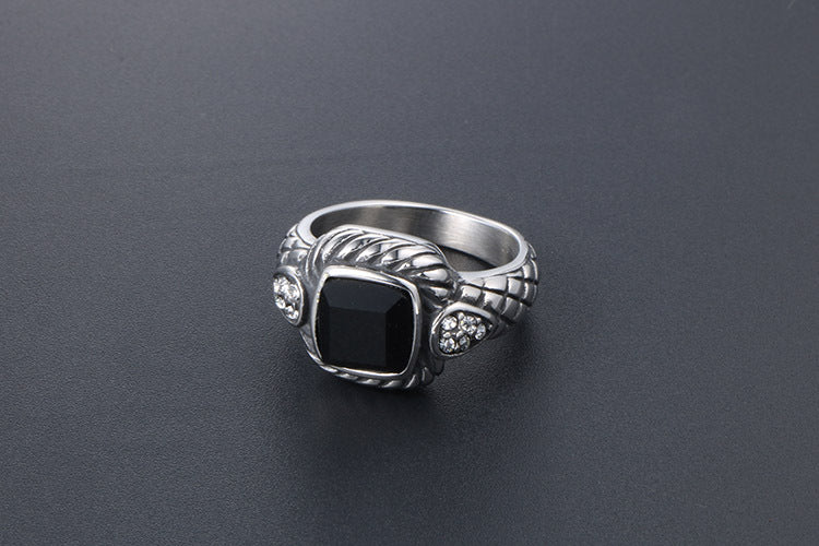 European American Antique Ring Domineering Punk Jewelry