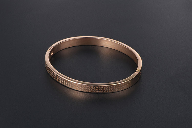Guofeng Titanium Steel – Heart Sutra Bracelet Bracelet – Unisex Gold-Plated Bracelet