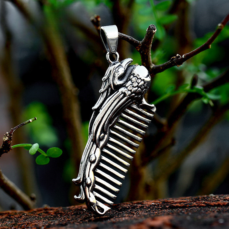 Titanium Steel Retro Personalized Men's Pendant Comb Accessory for Wholesale