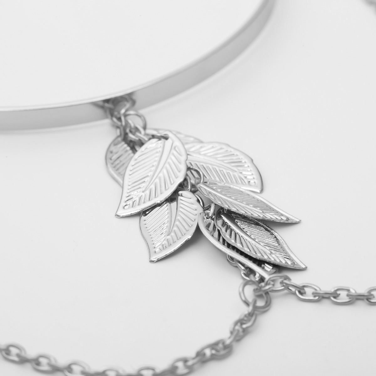 Street Auction U-shaped Bracelet with Leaf Tassel and Geometric Adjustable Arm Bracelet