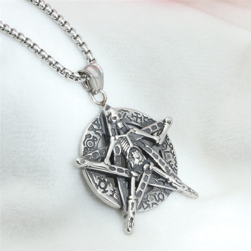 Trendy Men's Titanium Steel Five-Pointed Star and Skull Pendant Necklace
