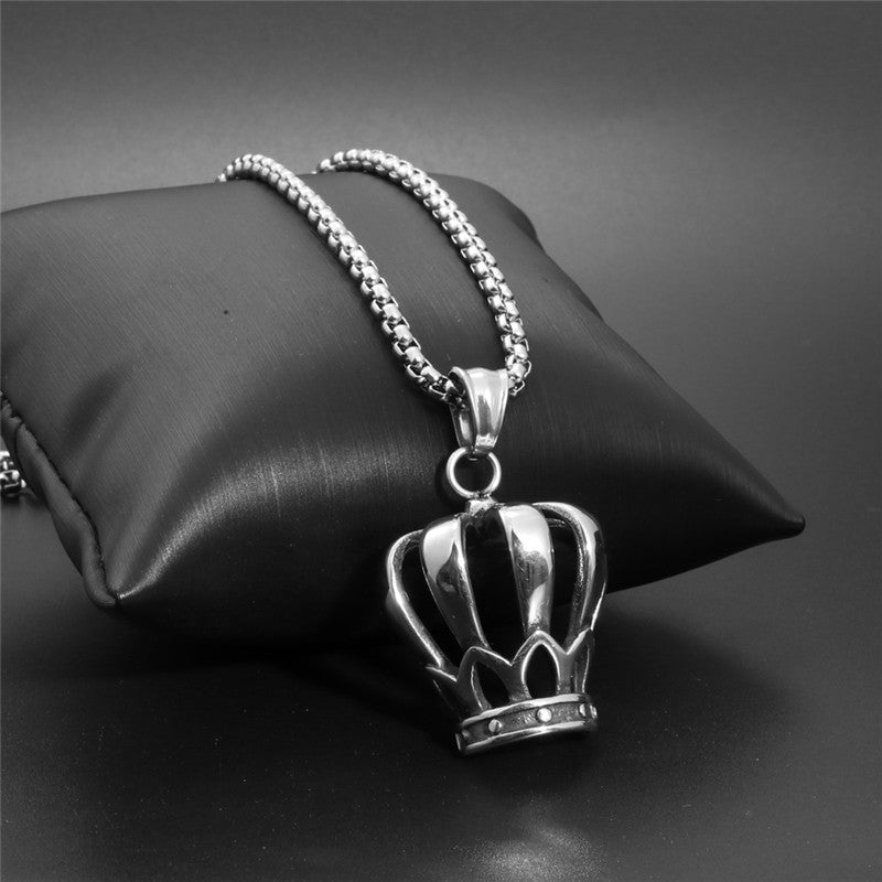 Trendy Titanium Steel Crown Pendant Necklace for Men - European and American Jewelry Gift
