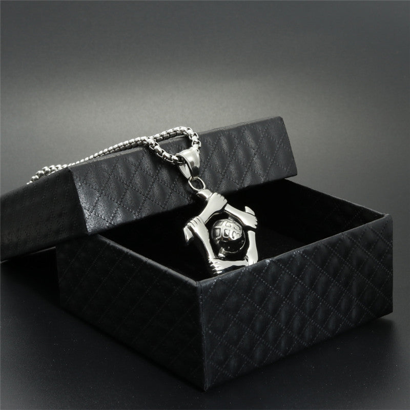 Stylish Titanium Steel Star Pendant Necklace with Hot Wheel Design for Men