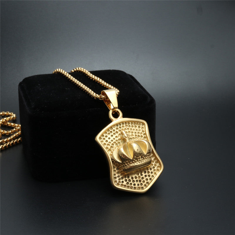 Trendy Titanium Steel Crown Pendant Necklace for Men - European and American Style Gift Jewelry