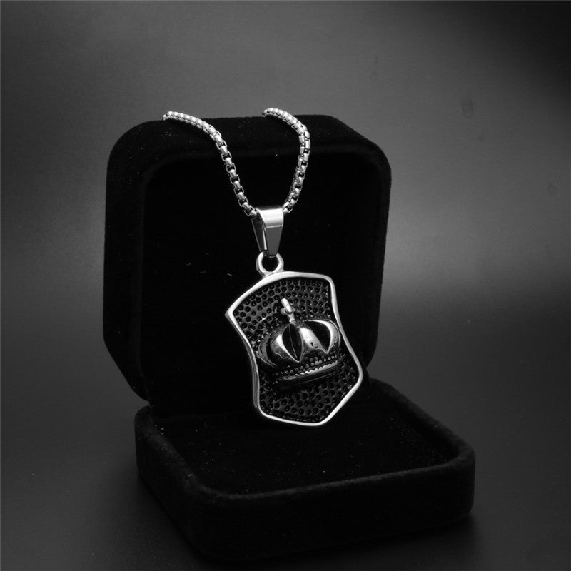 Trendy Titanium Steel Crown Pendant Necklace for Men - European and American Style Gift Jewelry