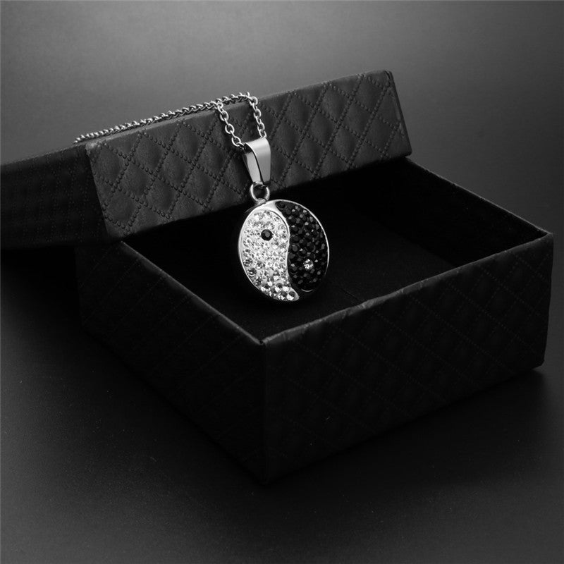 Trendy Titanium Steel Zircon Inlaid Round Pendant Necklace for Men and Women - Stainless Steel Bagua Design