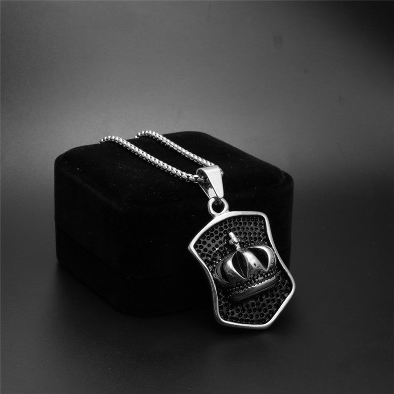Trendy Titanium Steel Crown Pendant Necklace for Men - European and American Style Gift Jewelry