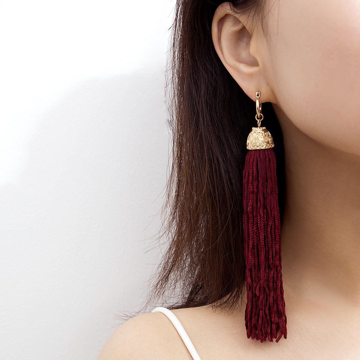 Stylish Linear Tassel Earrings for Women in Retro Long Design