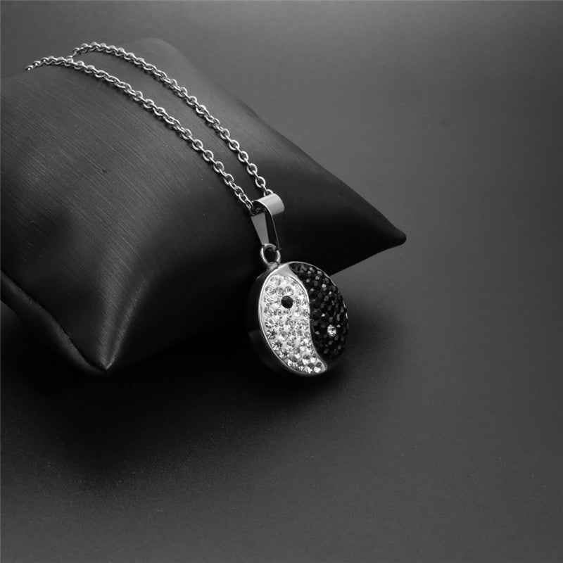 Trendy Titanium Steel Zircon Inlaid Round Pendant Necklace for Men and Women - Stainless Steel Bagua Design