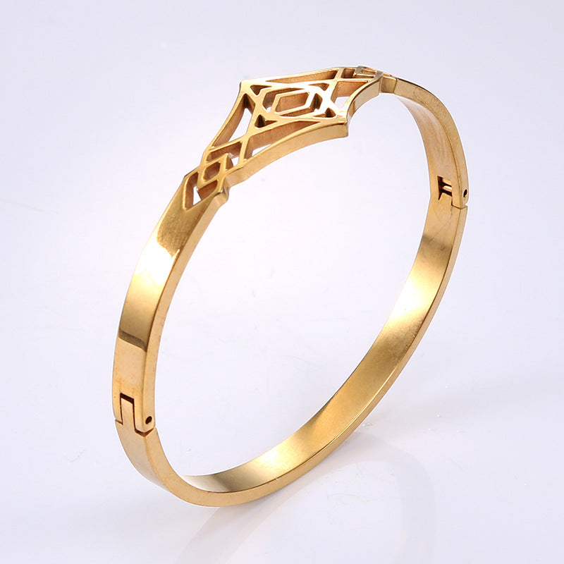 Trendy Minimalist Titanium Steel Bracelet with Concentric Knot Design for Women