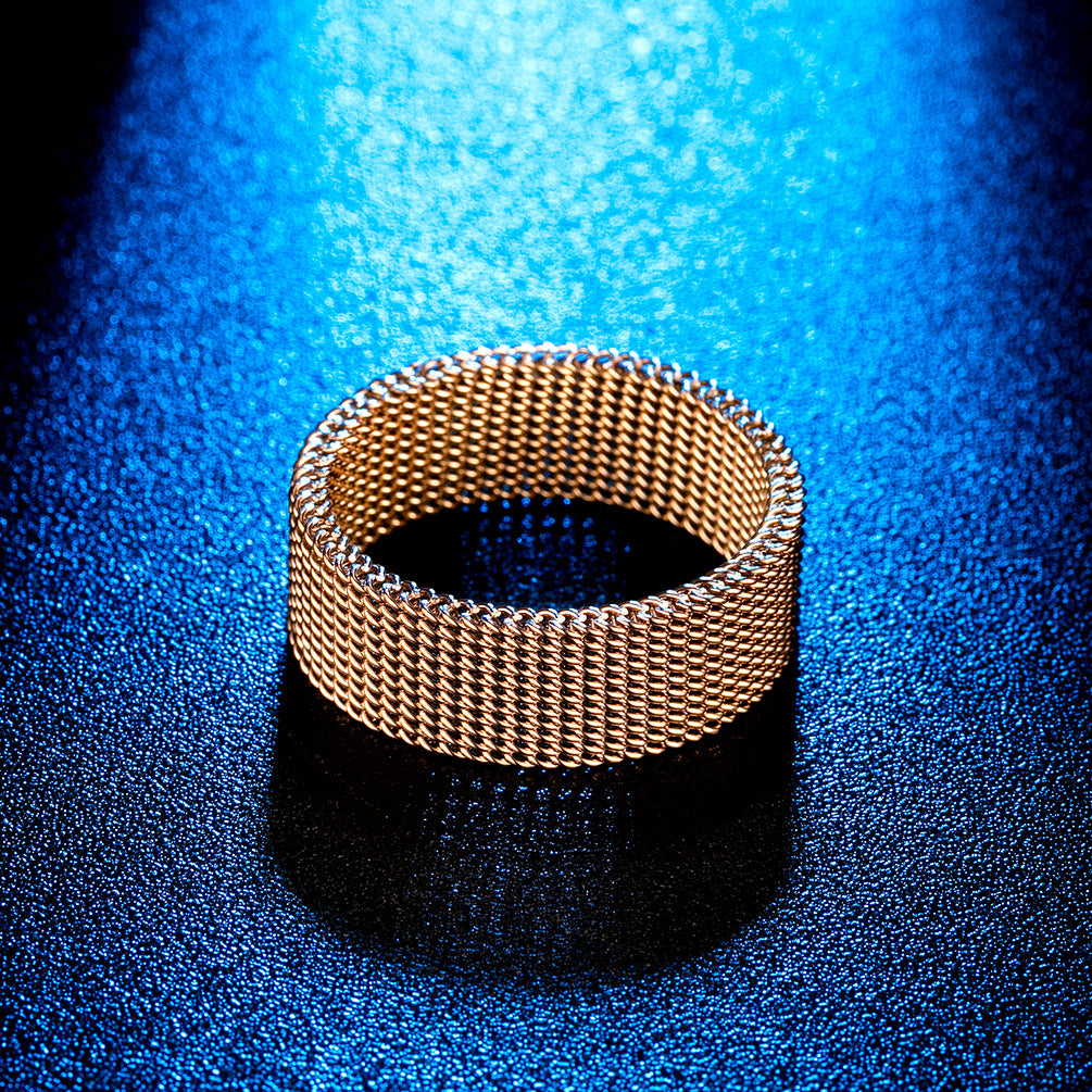 Steel Ring - Elegant Plaid Mesh Design Details