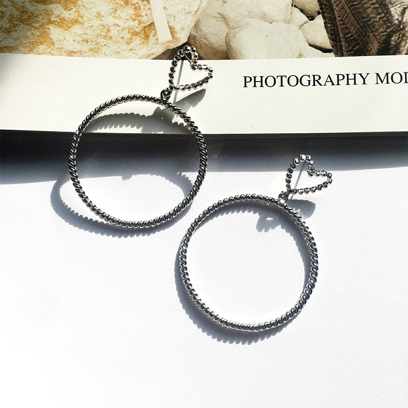 European and American Love Earrings - Elegant Alloy Peach Heart Circles Geometric Design