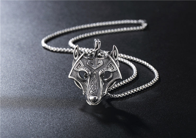 Planderful Personalized Retro Viking Wolf Head Pendant Necklace in Titanium Steel For Men And Women Protection