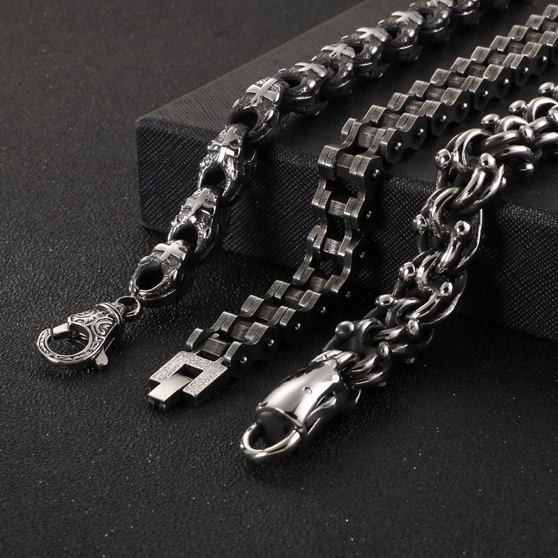 Personalized Retro Titanium Steel Locomotive Chain Bracelet for Men