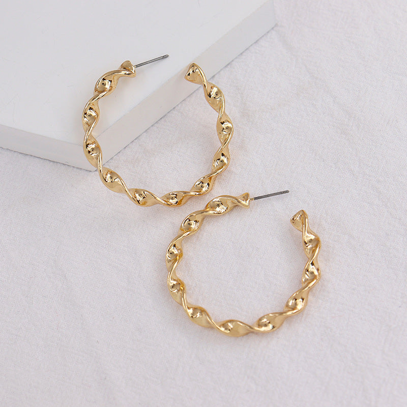 Elegant Vienna Verve Metal Earrings with Geometric Design