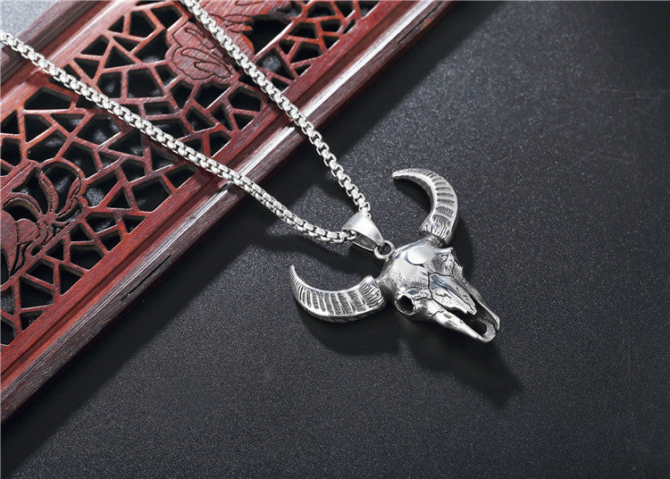 Planderful Bull Head Pendant Necklace Titanium Steel Unisex Personalized Retro Protection Statement