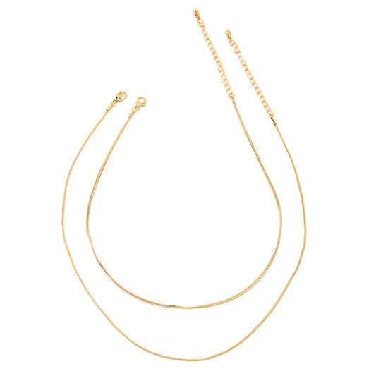 Chic Minimalist Women's Necklace Set with a Touch of Elegance