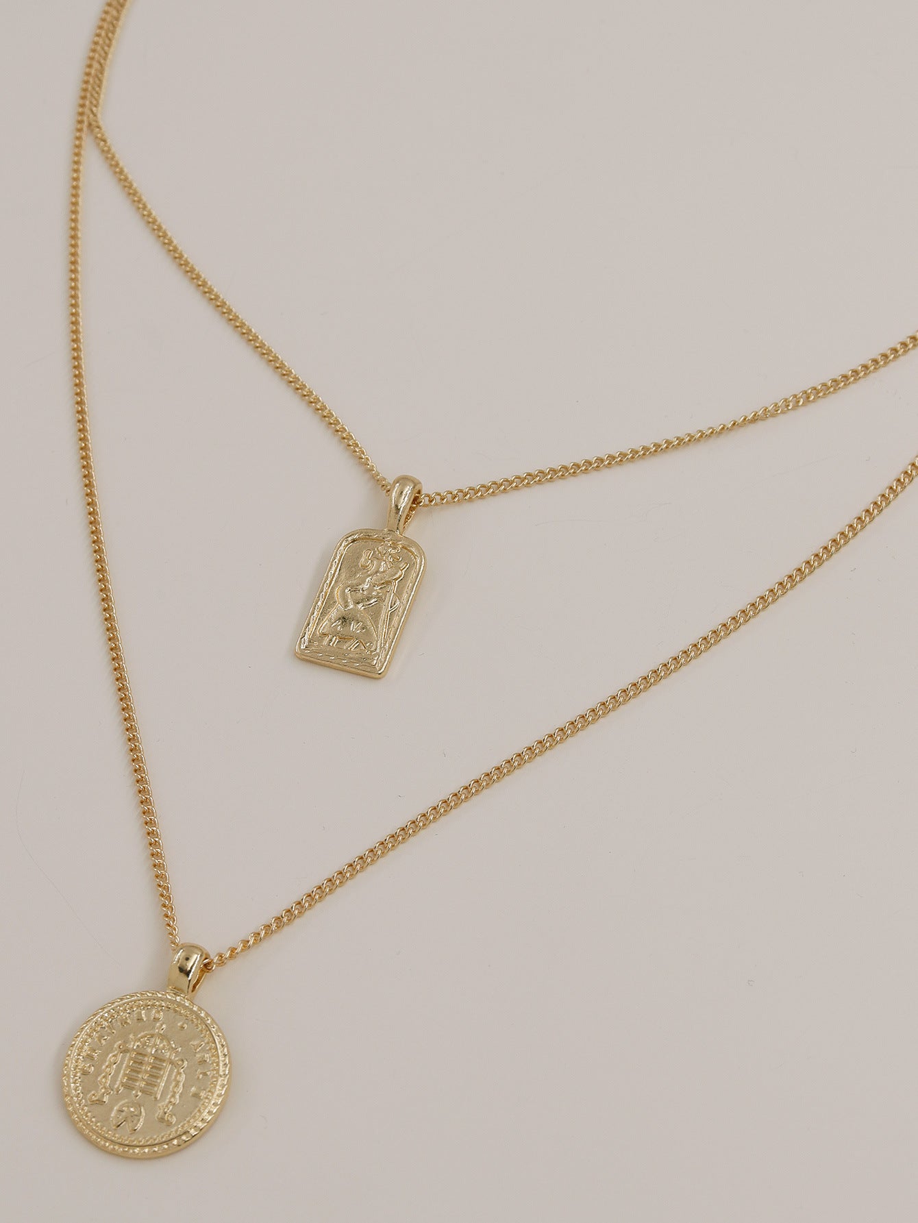 Elegant Gold Coin Pendant Necklace with Geometric Circle Design