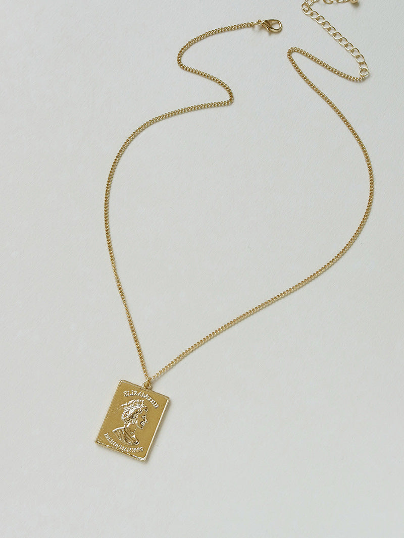 Exaggerated Retro Fashion Queen Gold Coin Necklace - Vienna Verve Collection