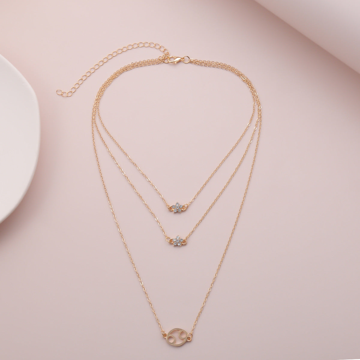 Planderful Geometric Hollow Round Necklace For Women With Star Inlay Elegant Minimalist Statement Jewelry