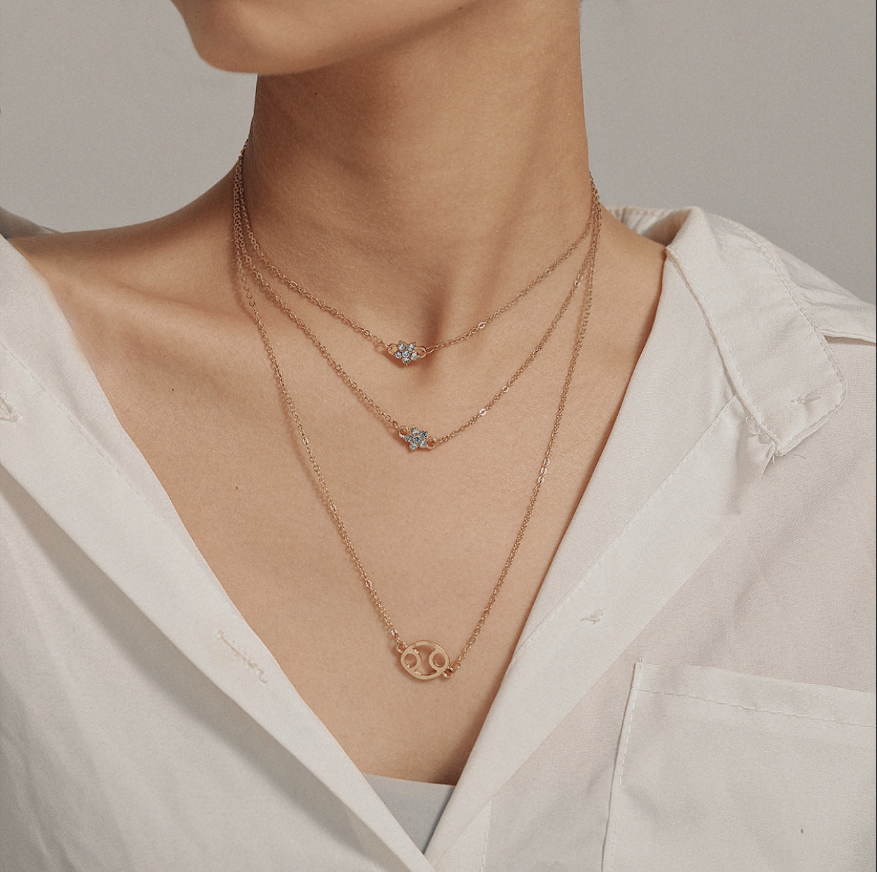 Planderful Geometric Hollow Round Necklace For Women With Star Inlay Elegant Minimalist Statement Jewelry
