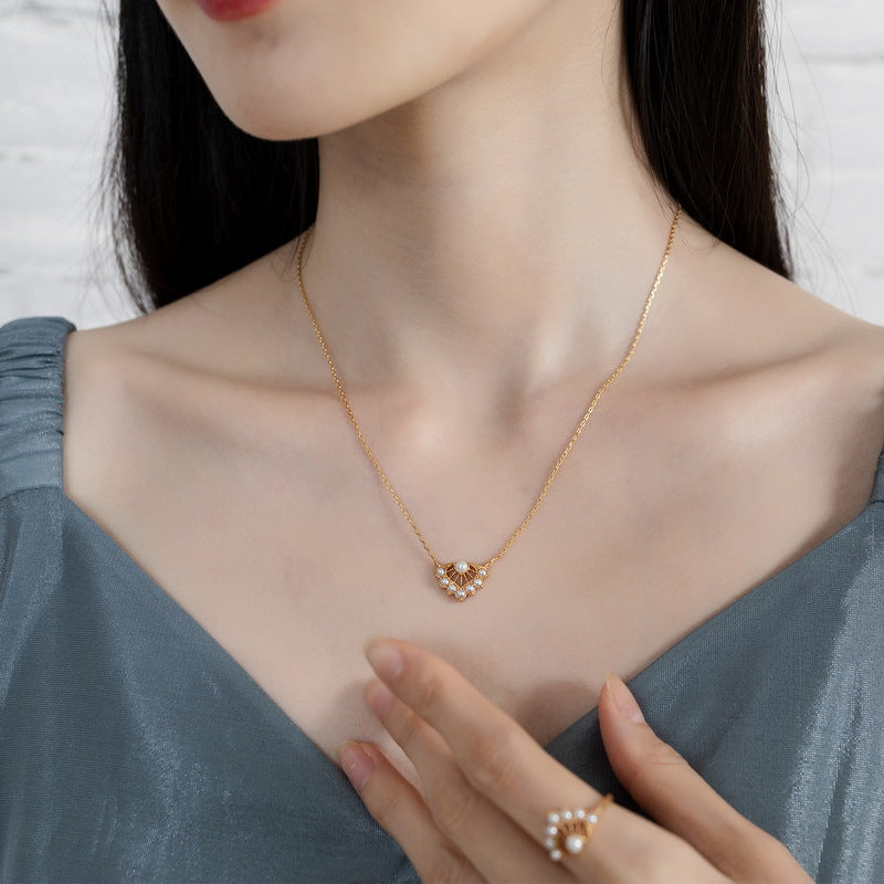 Maple Leaf Element Pearl Sterling Silver Necklace