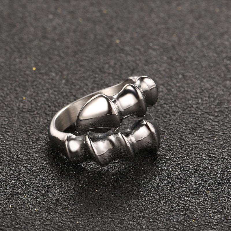 Custom Retro Beast Paw Ring for Men - Titanium Steel Finger Accessory
