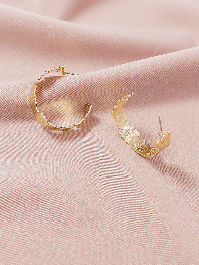 Metallic Summer Cuff Earrings with Personalized Touch