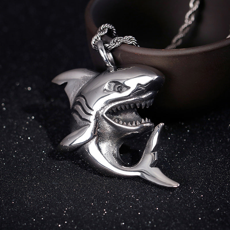 Shark Men's Pendant with Titanium Steel Bouncing Charm