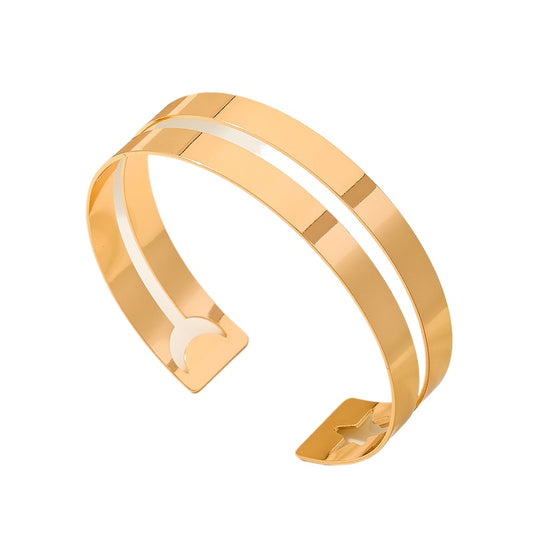 Planderful Vienna Verve Bracelet – Stylish Metal Star and Moon Design