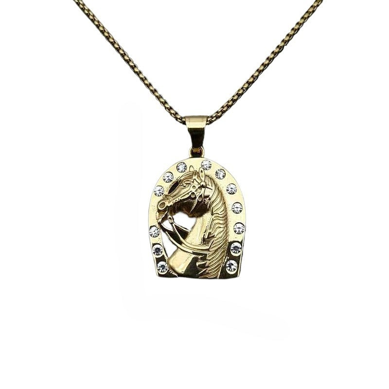 Planderful Bold Hip Hop Jewelry Necklace Color-Preserving Gold-Plated Zircon Horse Head Pendant For Urban Fashion Lovers