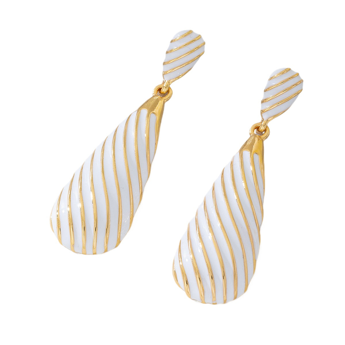 Planderful Vienna Verve Earrings – Stylish Retro Design with Fringed Detail