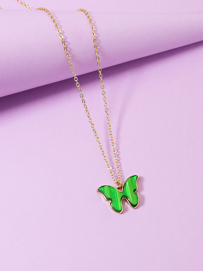 European and American Popular Vienna Verve Butterfly Earrings with Metal Needle Material