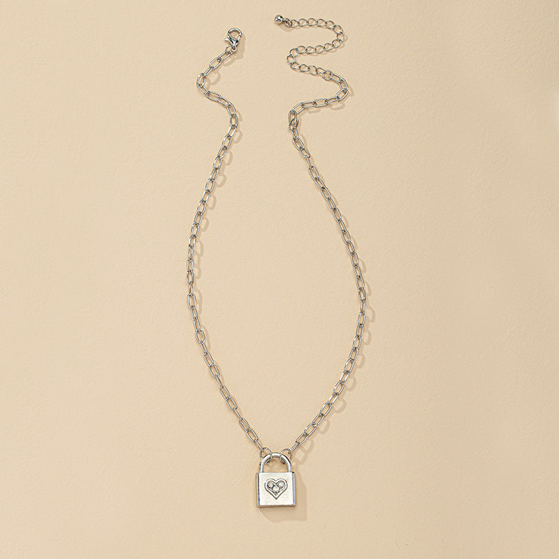 Heart Lock Necklace - Trendy Amazon Jewelry for Wholesale in Europe and America