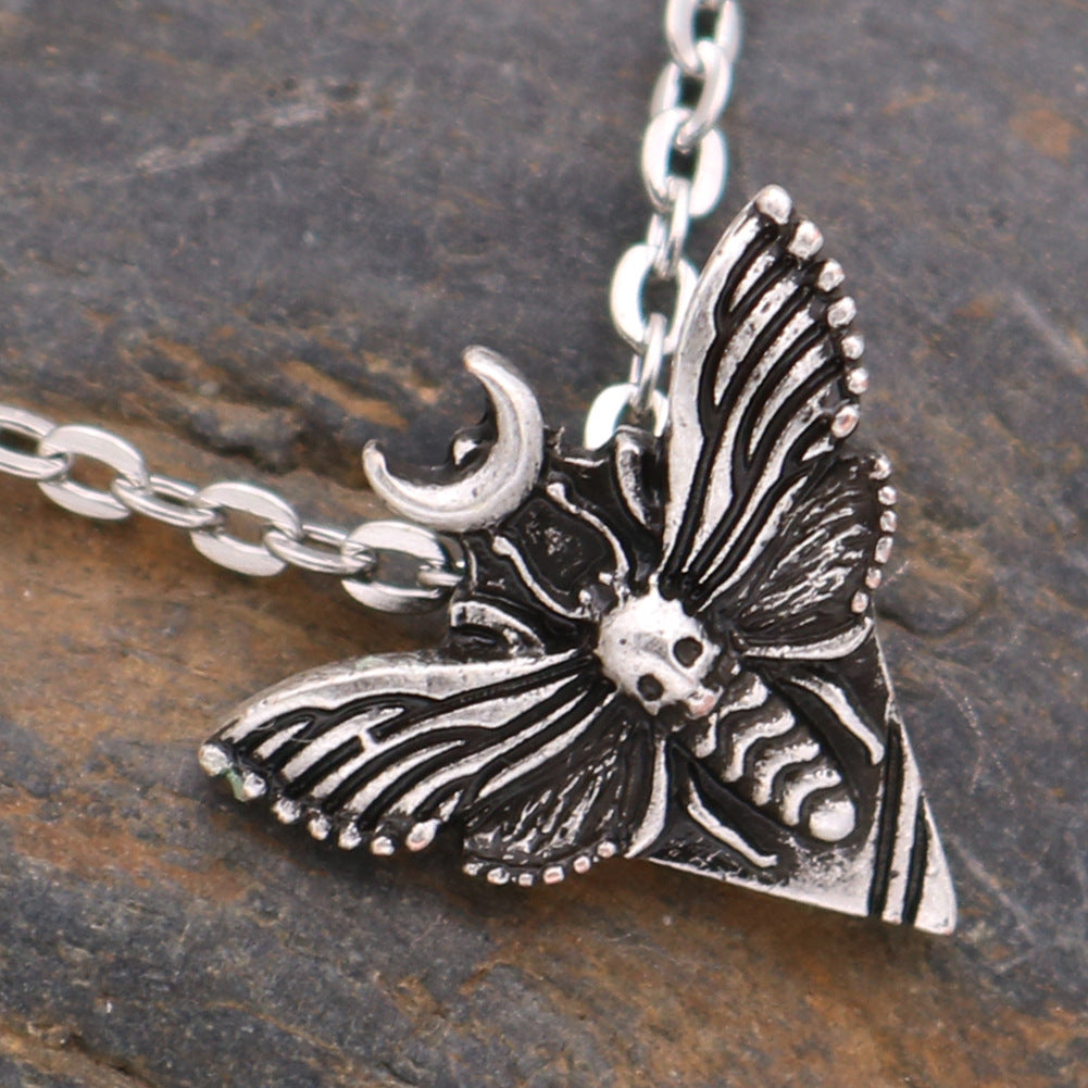 Cute Metal Moth Pendant Necklace for Men - Popular European and American Style