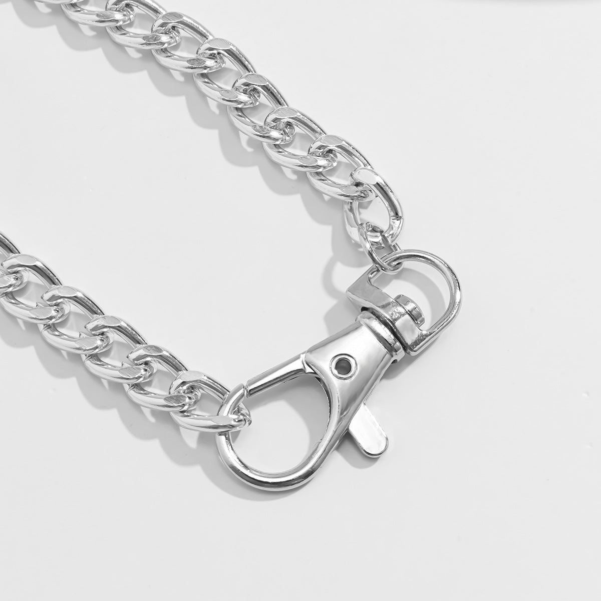 Planderful Vienna Verve Geometric Thick Chain Bracelet For Modern Fashion Lovers And Everyday Wear