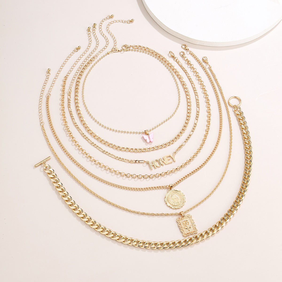 Planderful Vienna Verve Personalized Geometric Portrait Necklace For Women With Bold Butterfly Fringe Statement