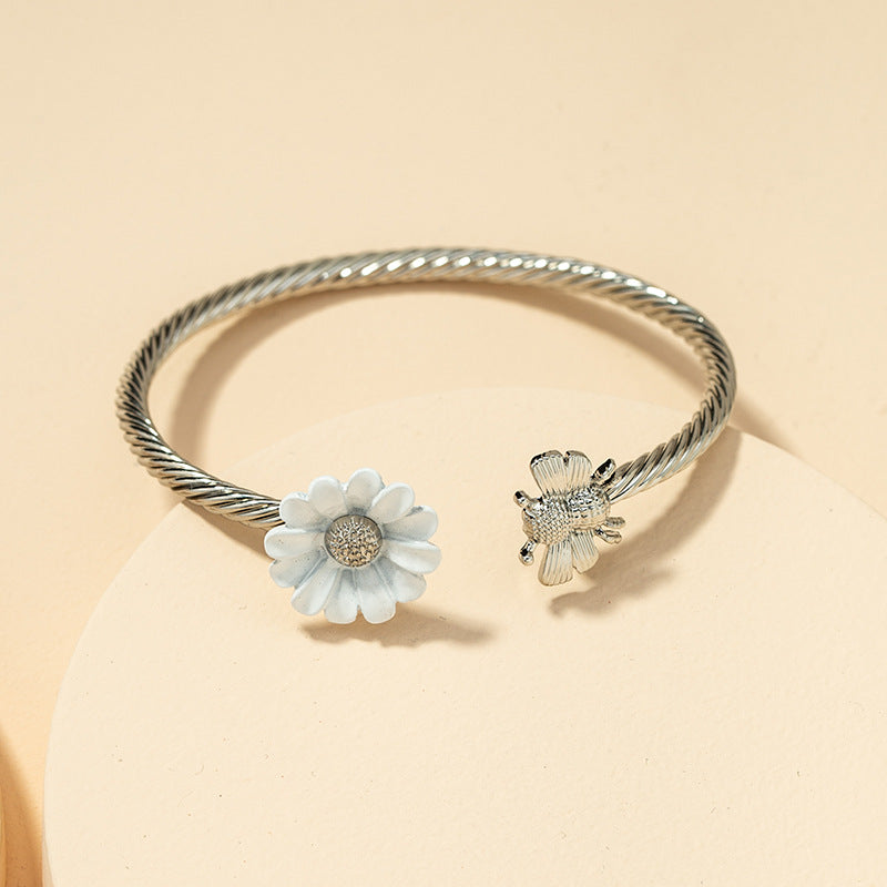 Bee and Blossom Charm Bracelet - Vienna Verve Collection