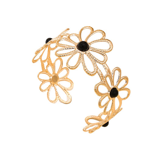 Stylish Metal Flower Core Bracelet - Vienna Verve Collection
