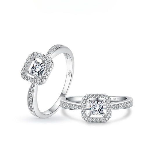 Planderful Everyday Genie Ring – Elegant Sterling Silver with Shining Zircon