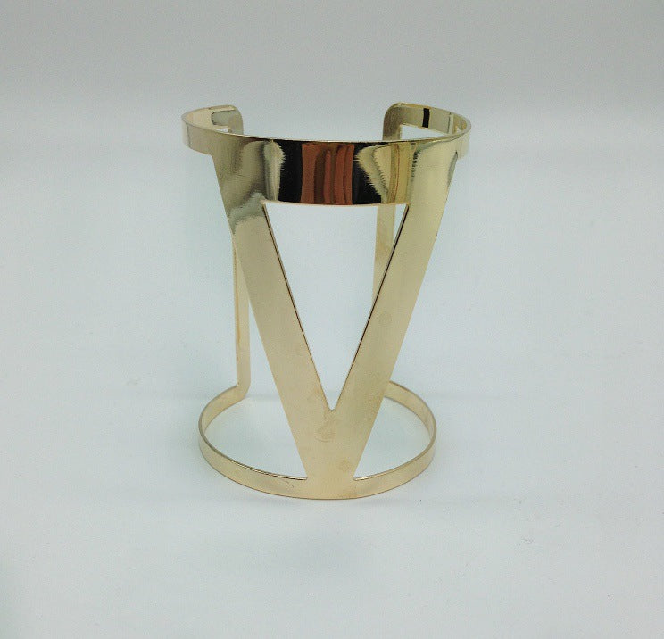 Elegant Vienna Verve Alloy Bracelet with Unique Design