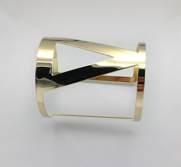 Elegant Vienna Verve Alloy Bracelet with Unique Design