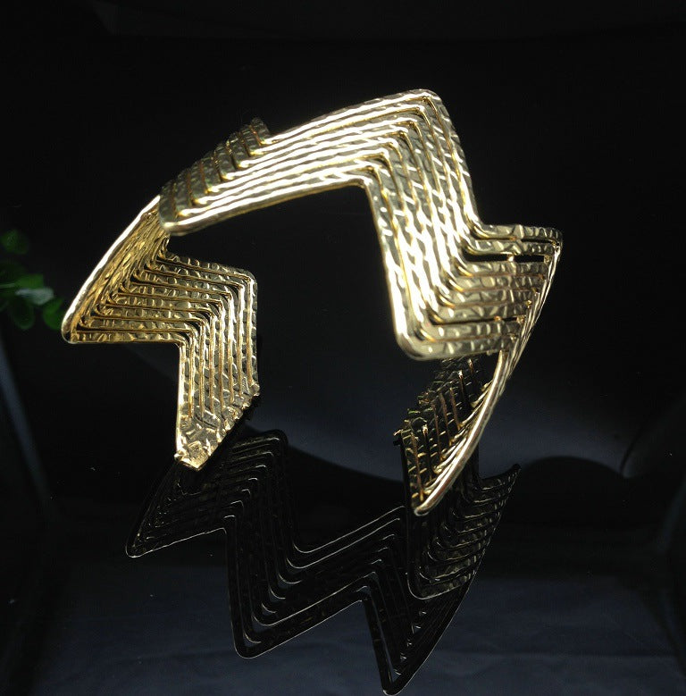 Dazzling Alloy Cone Bracelet - Vienna Verve Collection