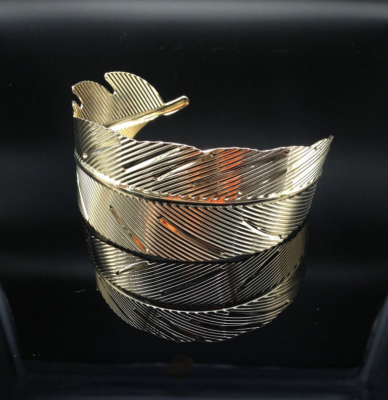 Bold Leaf Arm Cuff Bracelet in Vienna Verve Collection