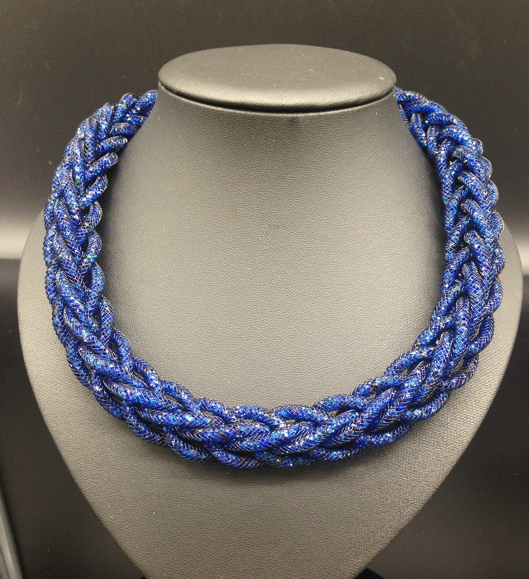 Elegant Gemstone-Inspired Magnet Necklace for Stylish Women