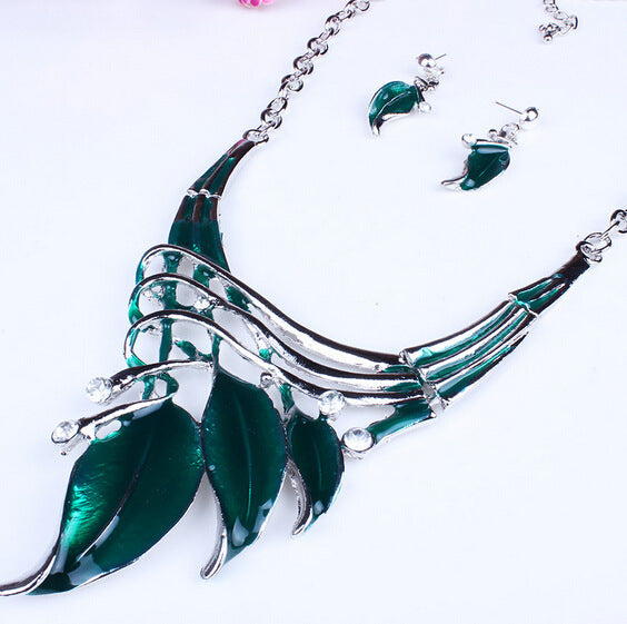 Dazzling Diamond Leaf Necklace and Earring Set - Planderful Savanna Rhythms Collection