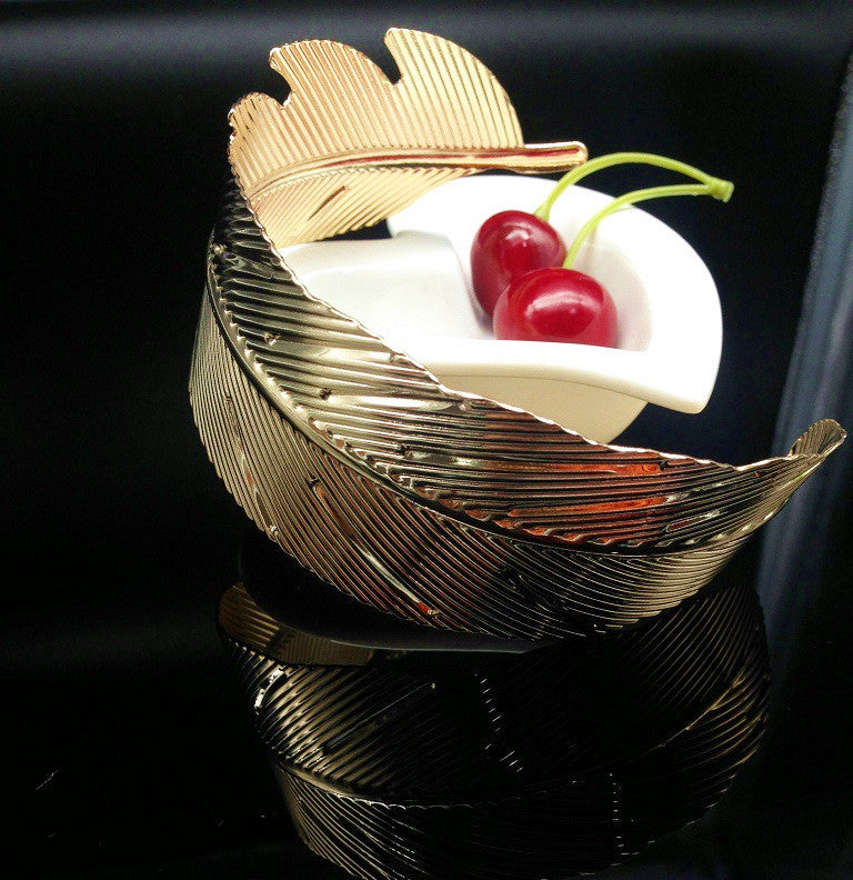 Bold Leaf Arm Cuff Bracelet in Vienna Verve Collection