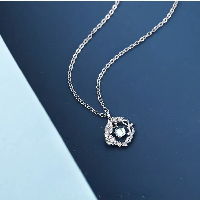 Planderful Sterling Silver Blue Eucalyptus Bird Necklace Luxurious Collarbone Chain Gift for Girlfriend