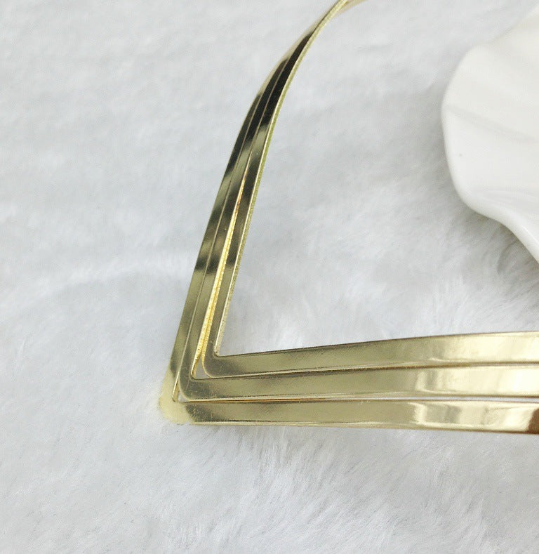 Planderful Savanna Rhythms Necklace – Simple Shape Metal Texture Design