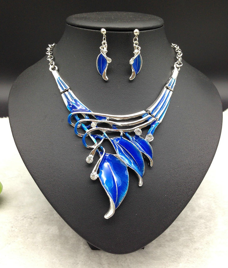 Retro Exotic Necklace and Earring Set - Savanna Rhythms Series